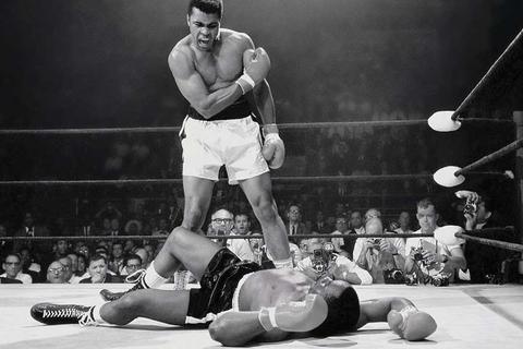 480x320 Iconic Black And White Muhammad Ali Knock Out Photo On Canvas Wall - Muhammad Ali Canvas Painting