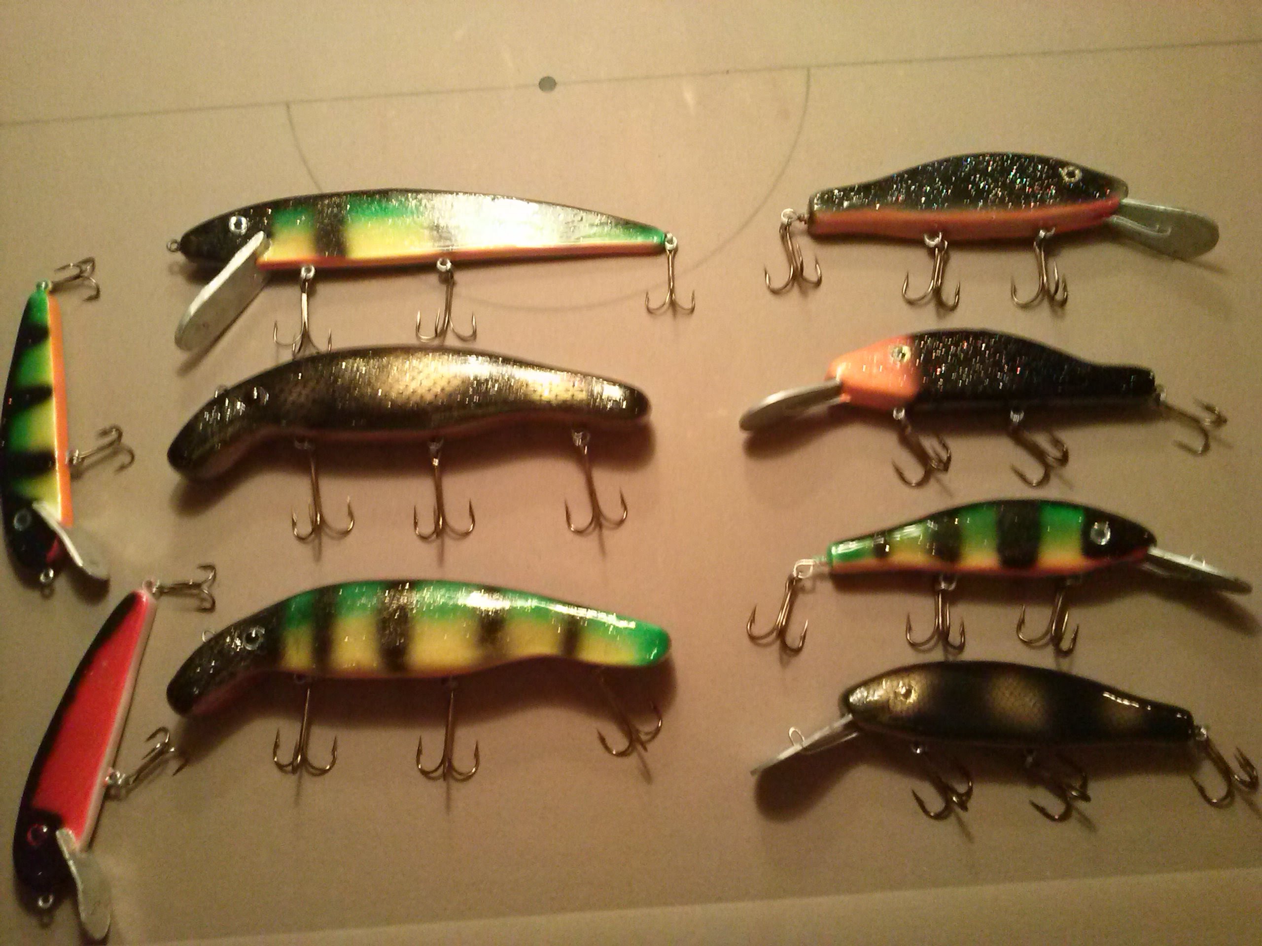 2560x1920 Musky Boys - Musky Painting