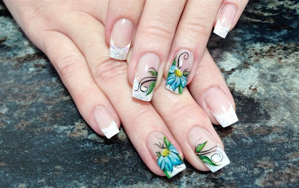 600x377 Beginner Nail Art With Watercolor Paint - Nail Painting Art