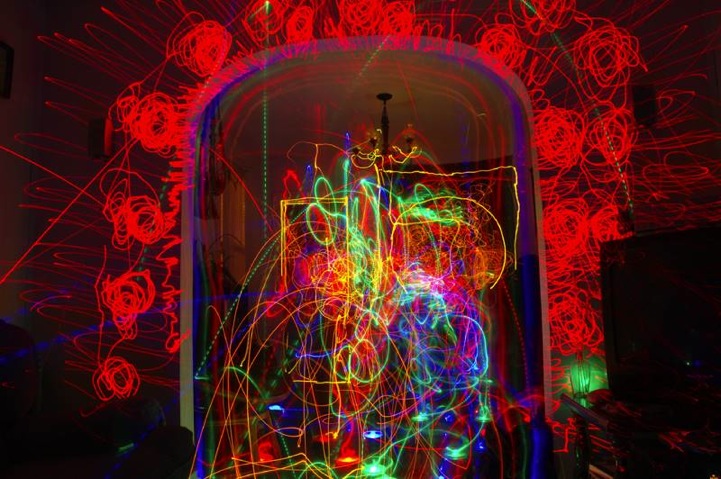 721x479 Bright Neon Light Paintings - Neon Light Painting