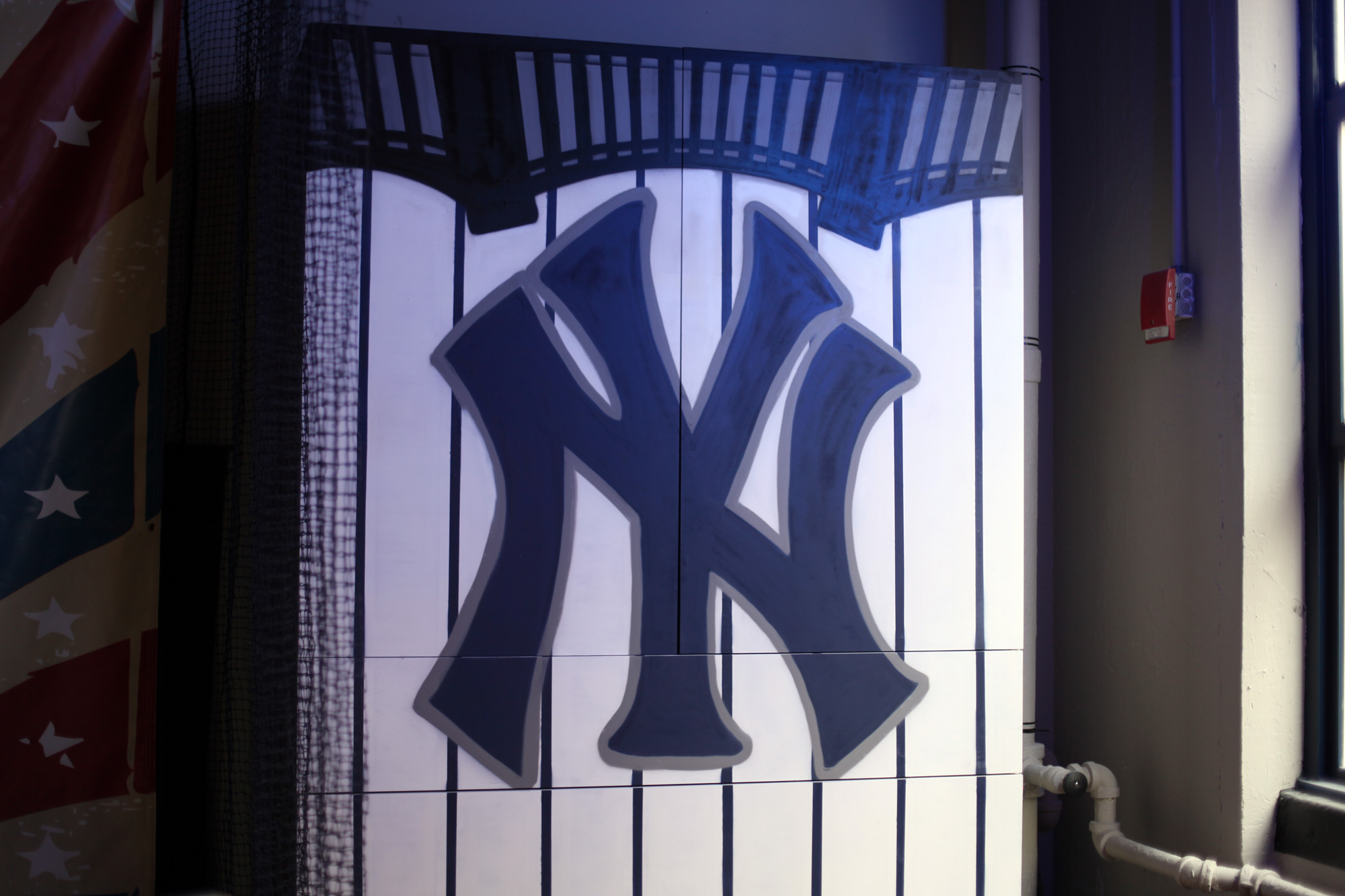 2000x1333 Yankess Sports Graffiti Artist - New York Yankees Painting