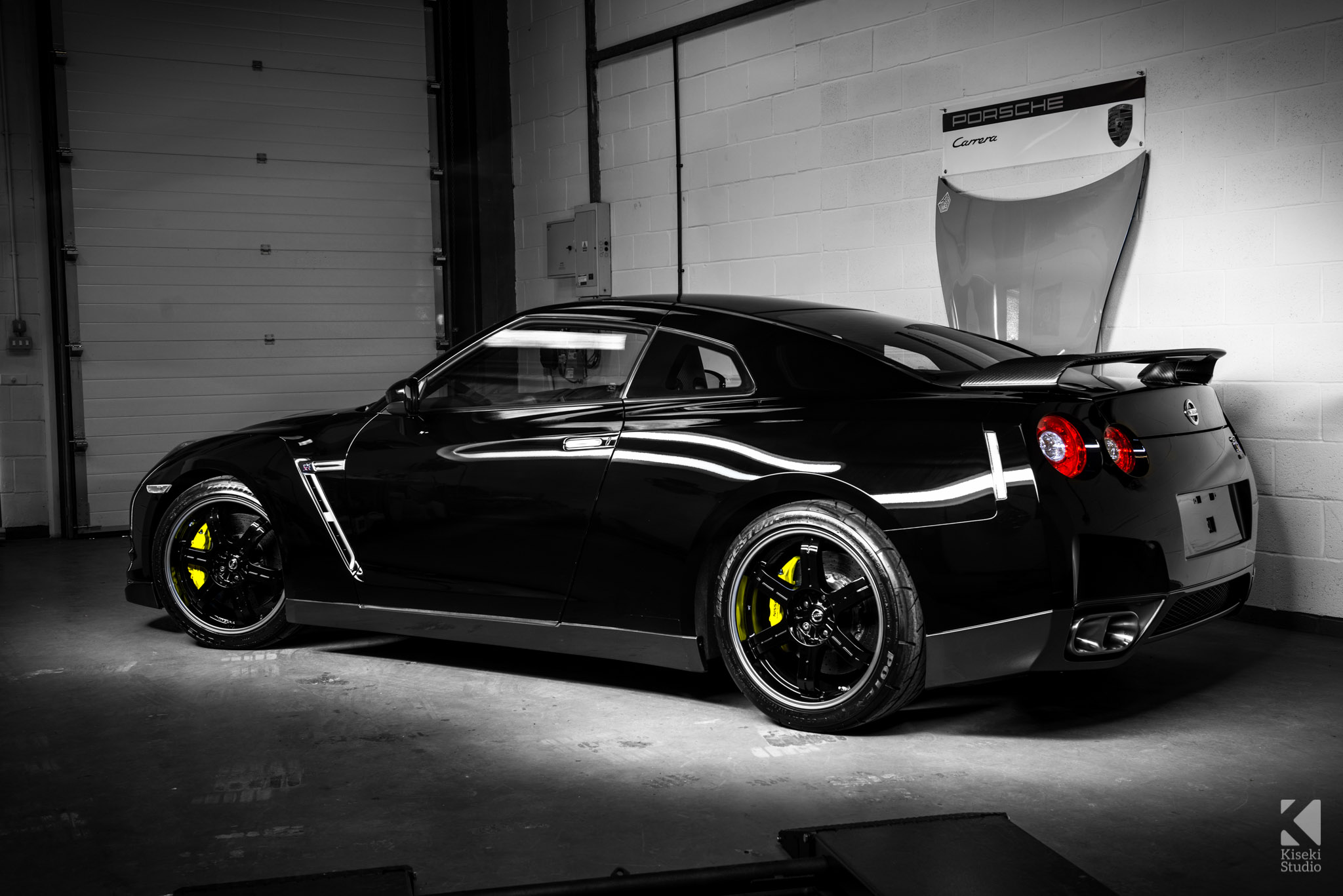 2048x1367 Nissan Gt R Spec V R35 Light Painting - Nissan Gtr Painting