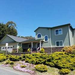 250x250 Oceanside Painting - Oceanside Painting