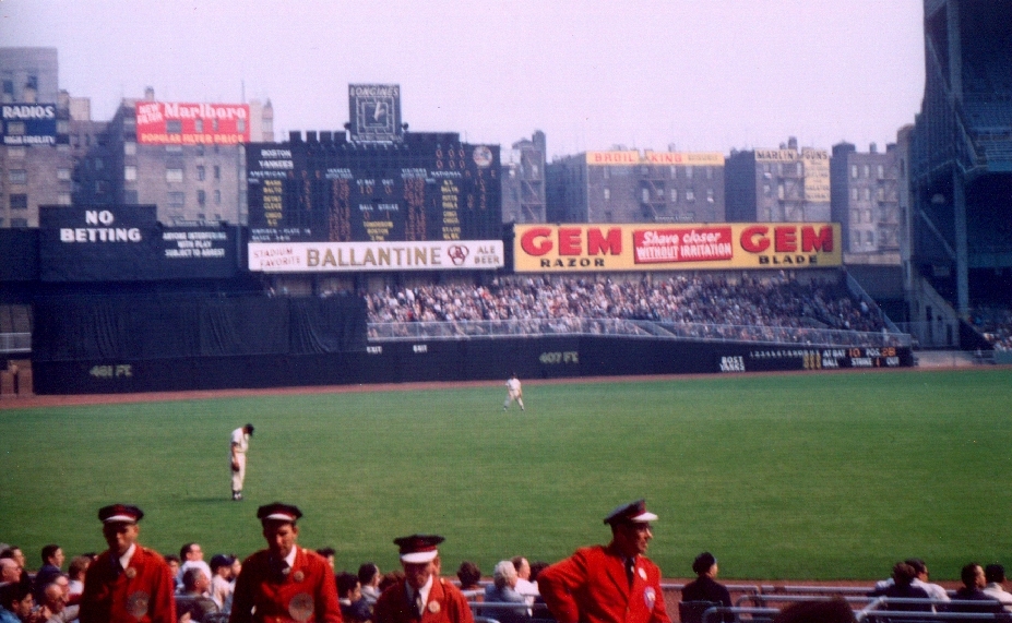 927x571 Old Yankee Stadium Pics - Old Yankee Painting