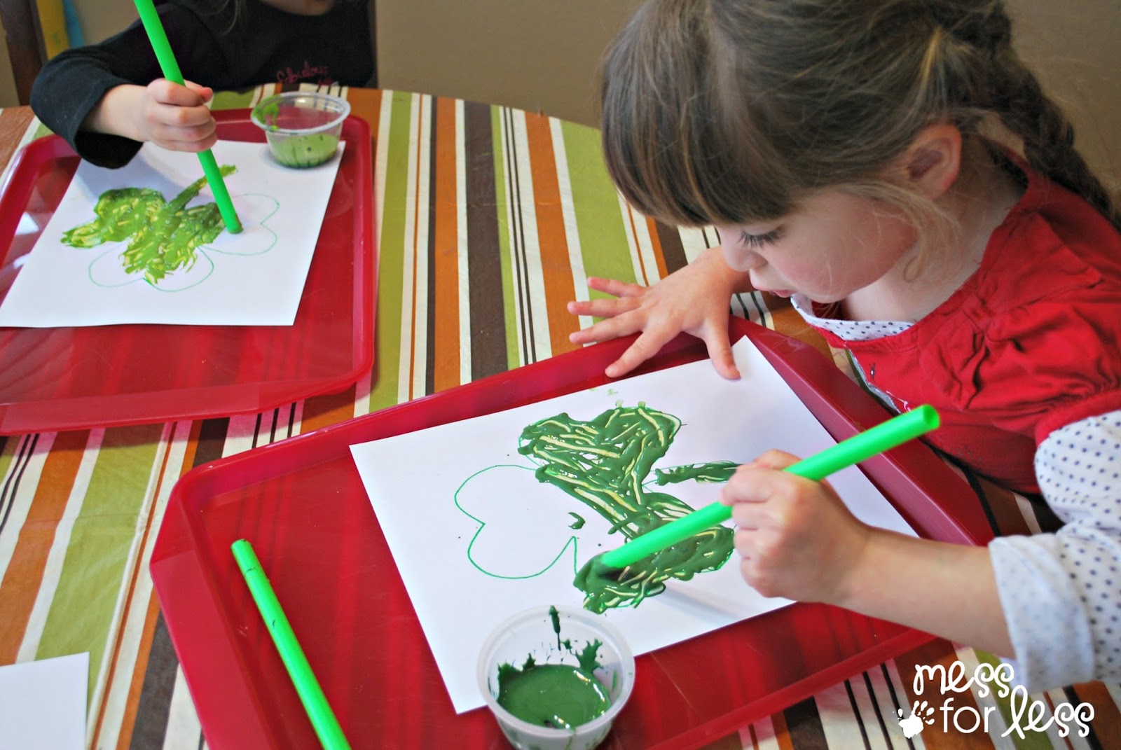 1600x1071 St. Patrick's Day Straw Art Activity - Painting Activities