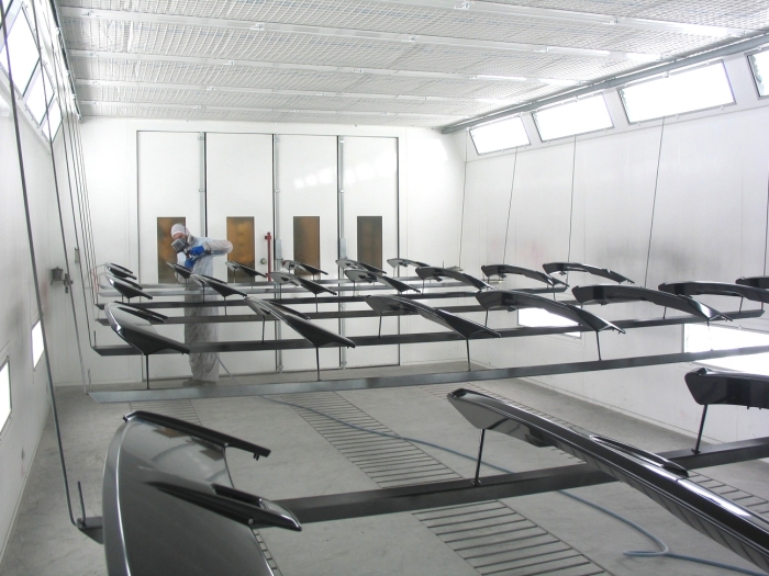 700x525 Painting Service Car Parts Expert - Painting Car Parts