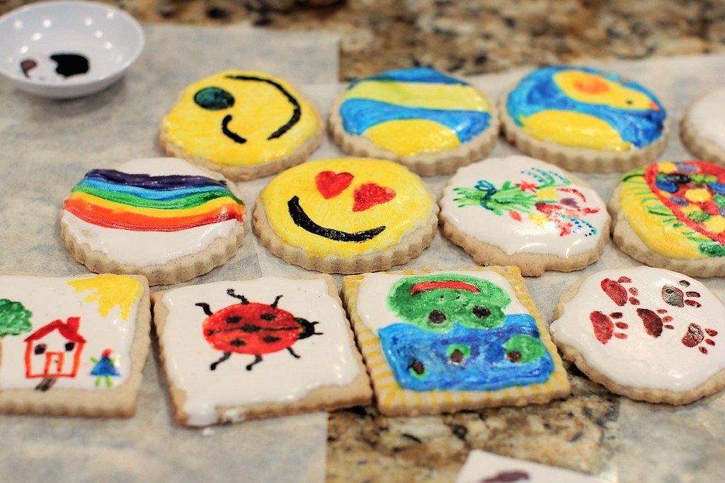 1024x683 Kid's Class Holiday Cookie Painting With Kids Night Out Option - Painting Christmas Cookies