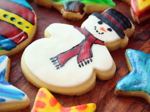 300x225 A Mom Not A Professional Nor A Perfectionist A New Twist - Painting Christmas Cookies