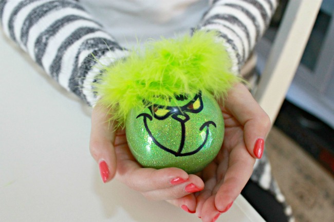 650x433 Painted Grinch Ornament - Painting Christmas Ornaments
