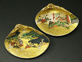 285x214 Two Japanese Painted Clam Shells Edo Period (Item - Painting Clam Shells