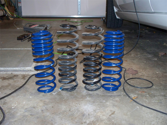 550x413 Ford Racing Mustang K Springs ('05 - Painting Coil Springs