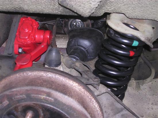 550x413 Differential Overhaul - Painting Coil Springs