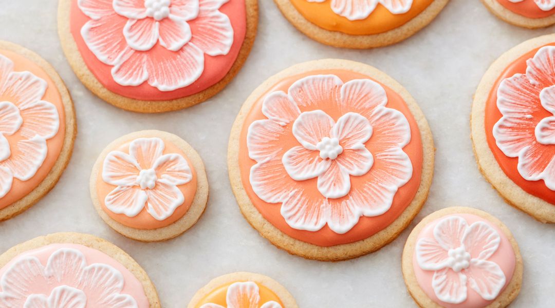 1080x600 Painting On Cookies And Cakes By Wilton Instructors - Painting Cookies