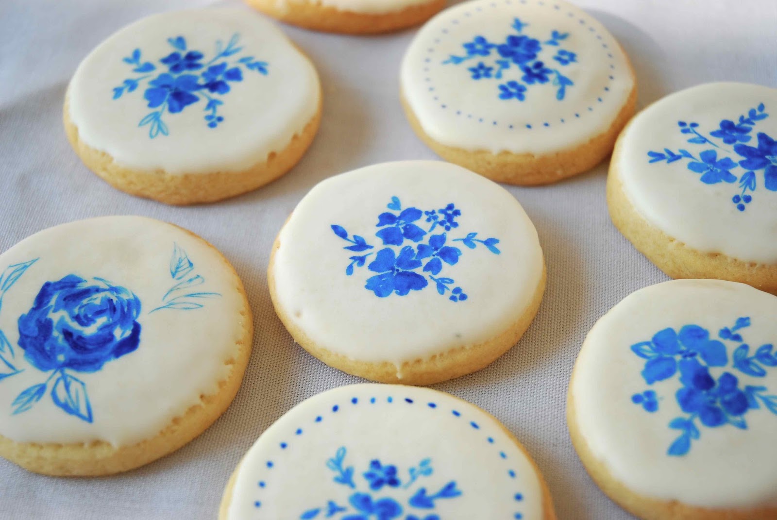 1600x1071 Shayda Campbell Porcelain Sugar Cookies - Painting Cookies