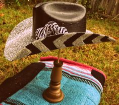 236x210 Painted Cowgirl Hat - Painting Cowboy Hats