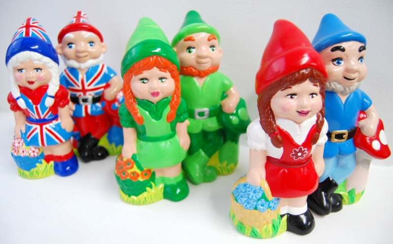 800x497 Country Love Crafts - Painting For Garden Gnomes