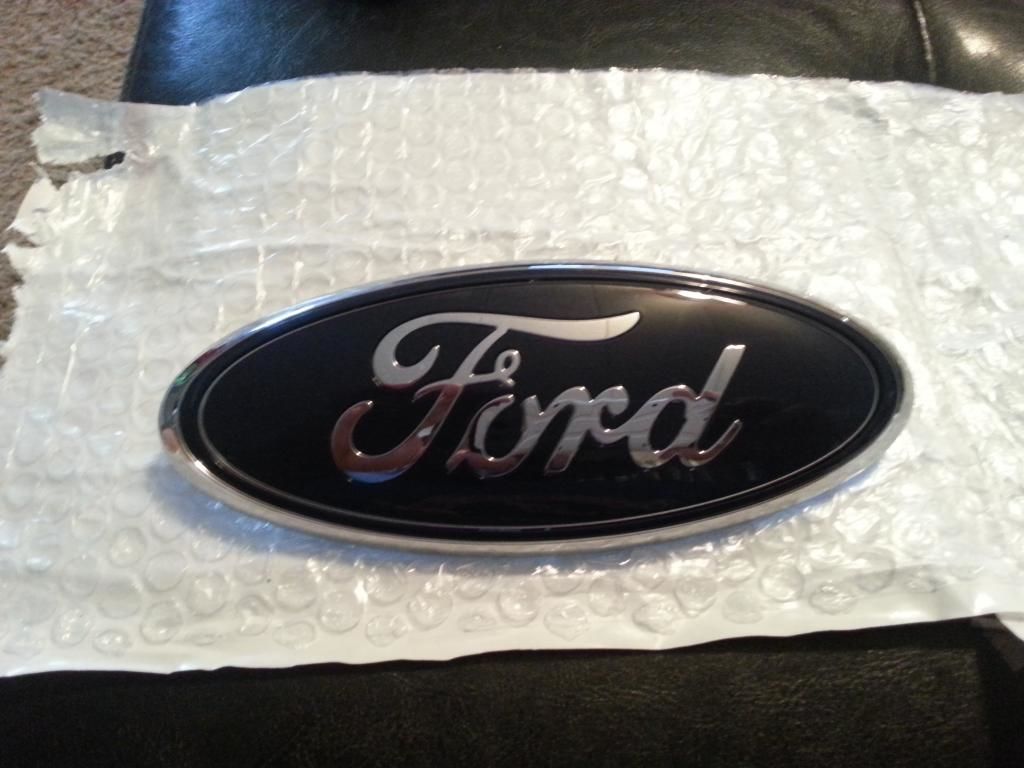 1024x768 How To Painted Oval Emblems, New 3d Style!! - Painting Ford Emblems