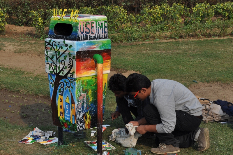 800x531 Transforming Garbage Bins Into Works Of Art At Delhi's Lodi - Painting Garbage Cans