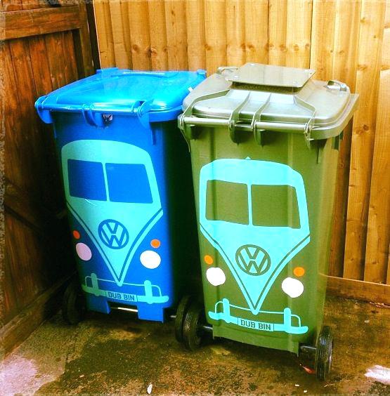 555x564 Painted Trash Cans Bus Painted Garbage Cans - Painting Garbage Cans