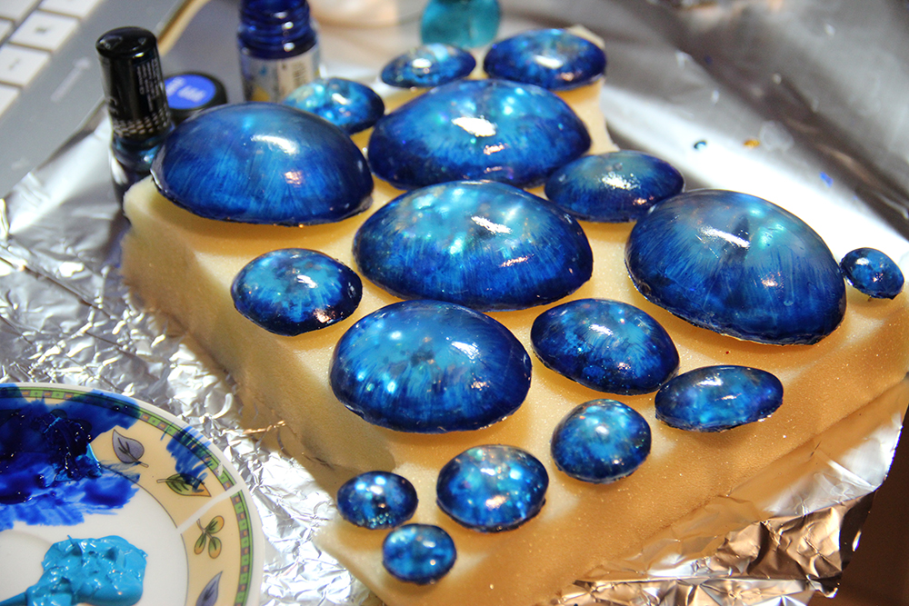 1000x667 Blue And Gold - Painting Gemstones