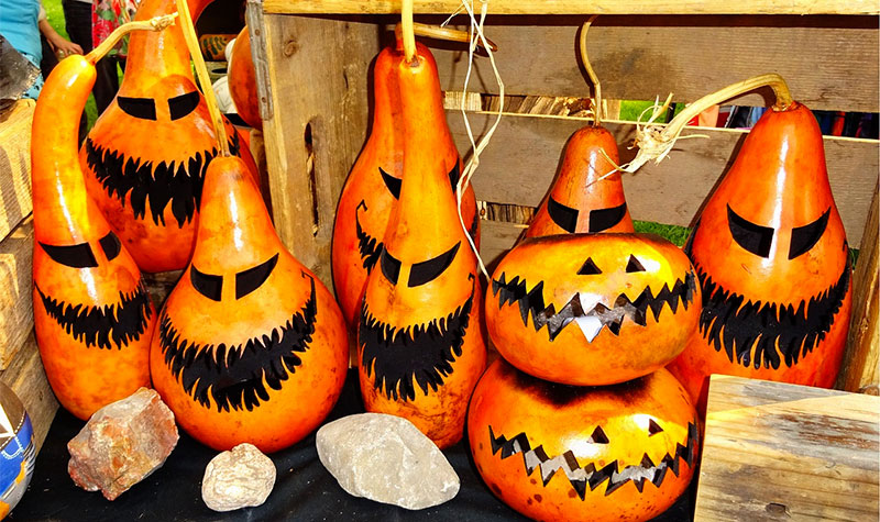 800x475 Painting Gourds For Halloween Geeky Matters - Painting Gourds