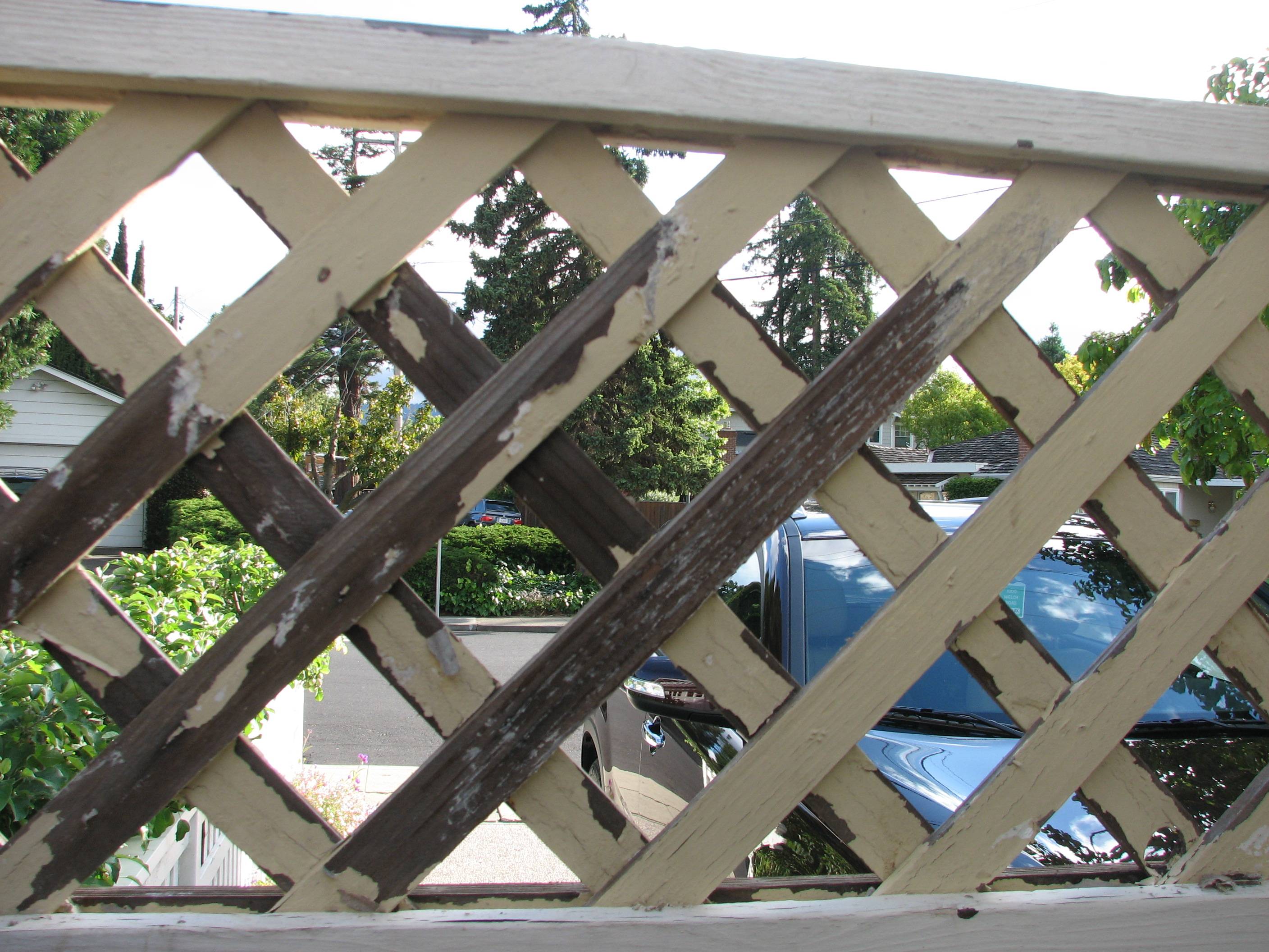 2816x2112 Removal - Painting Lattice