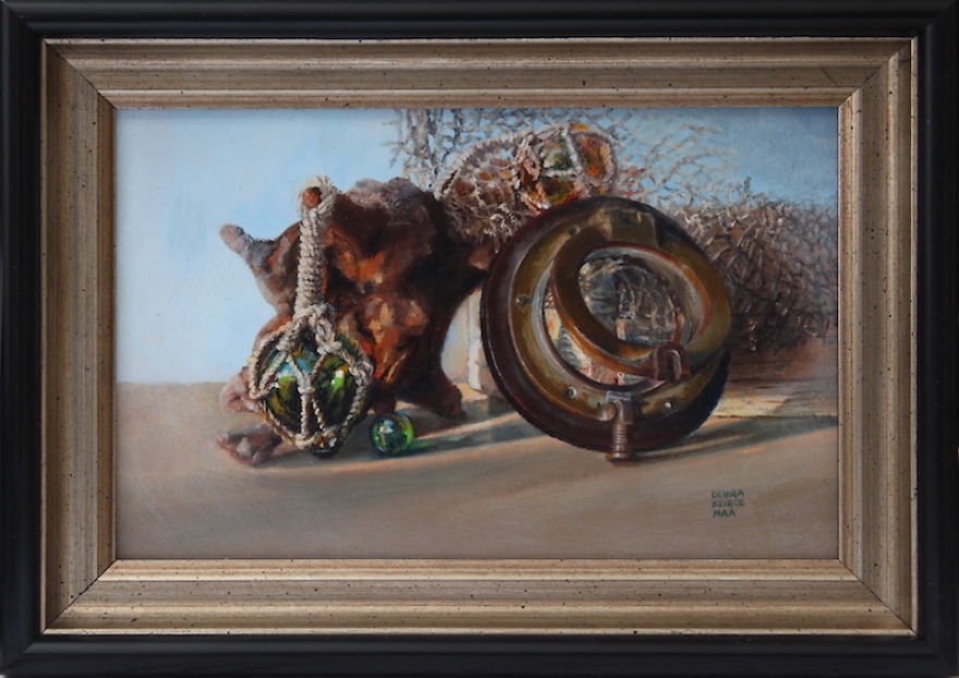 880x622 I Spend Hours Painting Under A Magnifying Glass Every Day Debra - Painting Magnifying Glass