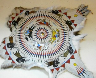 311x254 Photoalbum Hide Paintings - Painting Native American Drums