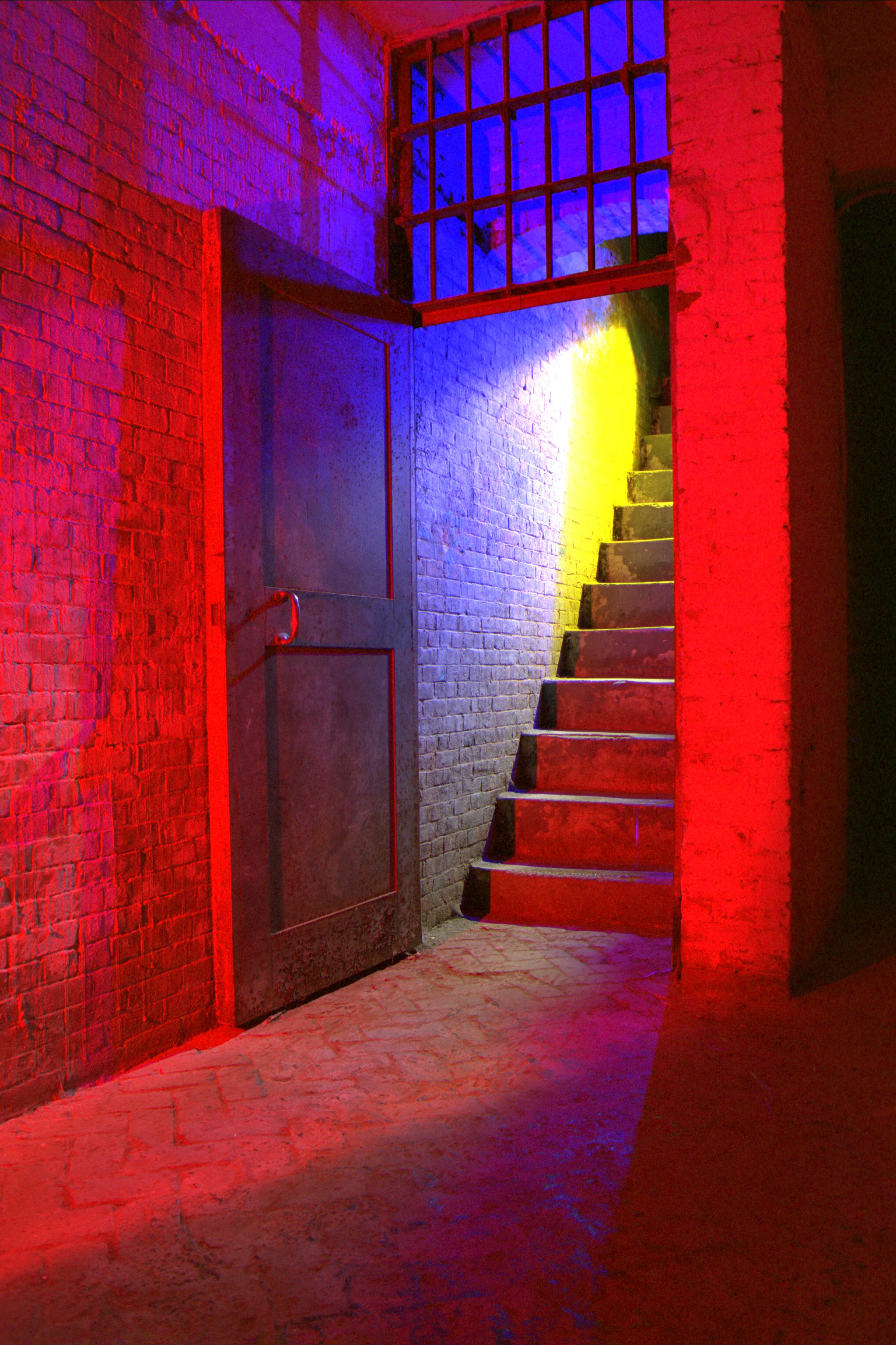 2048x3072 Alcatraz Stairs - Painting Of Stairs