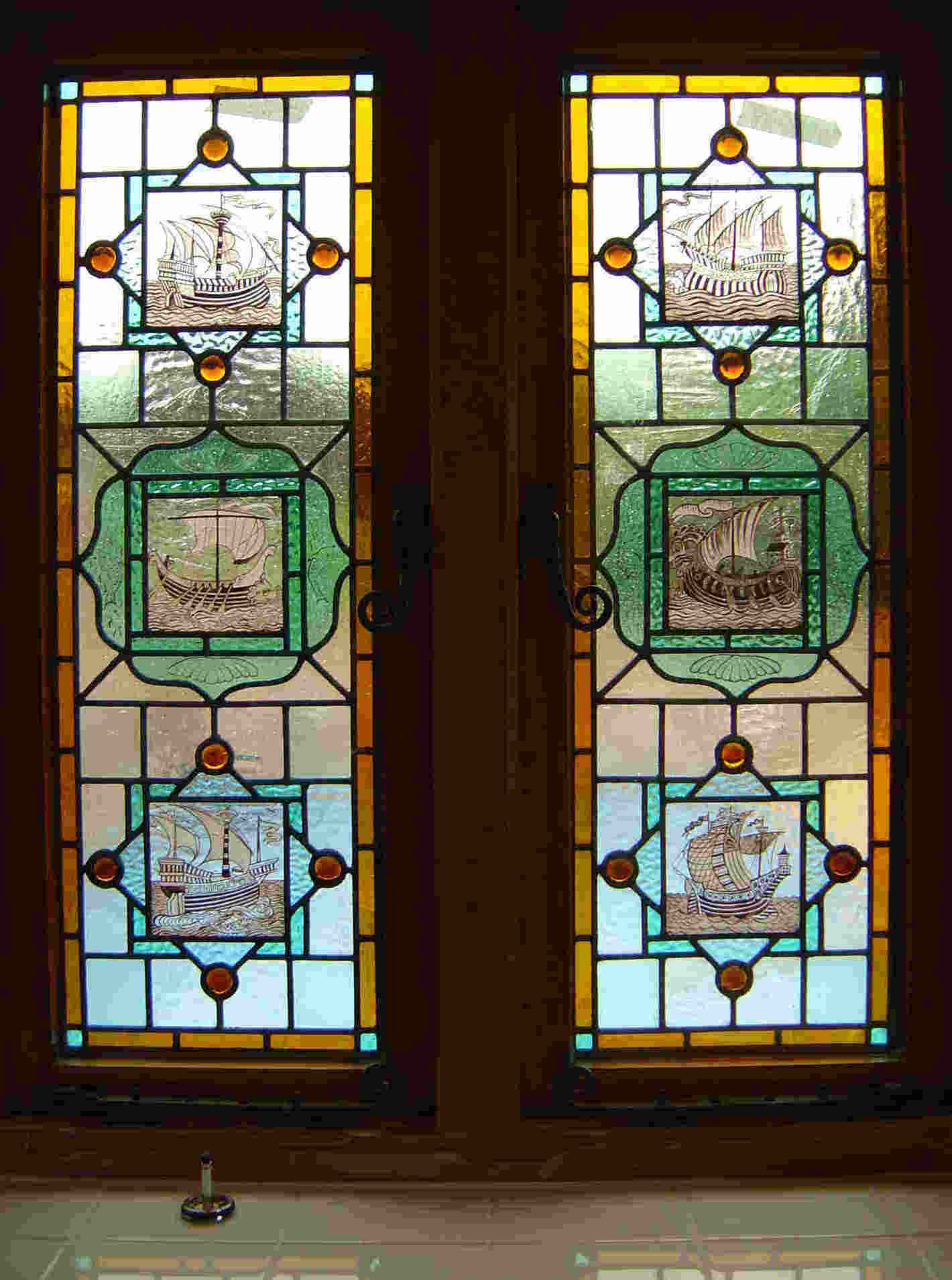 1420x1908 Artisan Painted Glass - Painting Of Windows