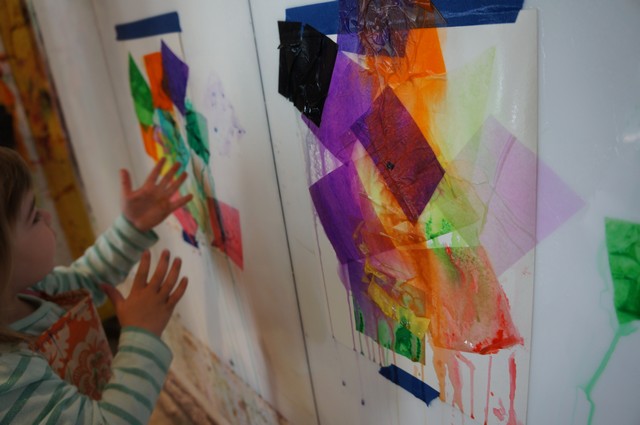 640x425 Plexiglass Wall Easel Studio Sprout - Painting On Plexiglass