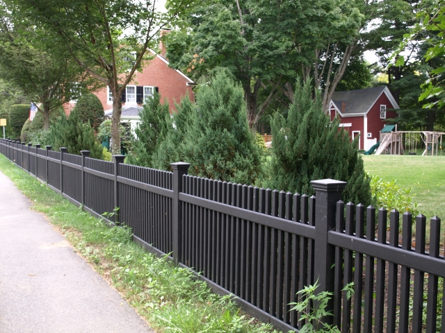 640x480 Wooden Fence Components Custom Made By New England Woodworks - Painting Picket Fence