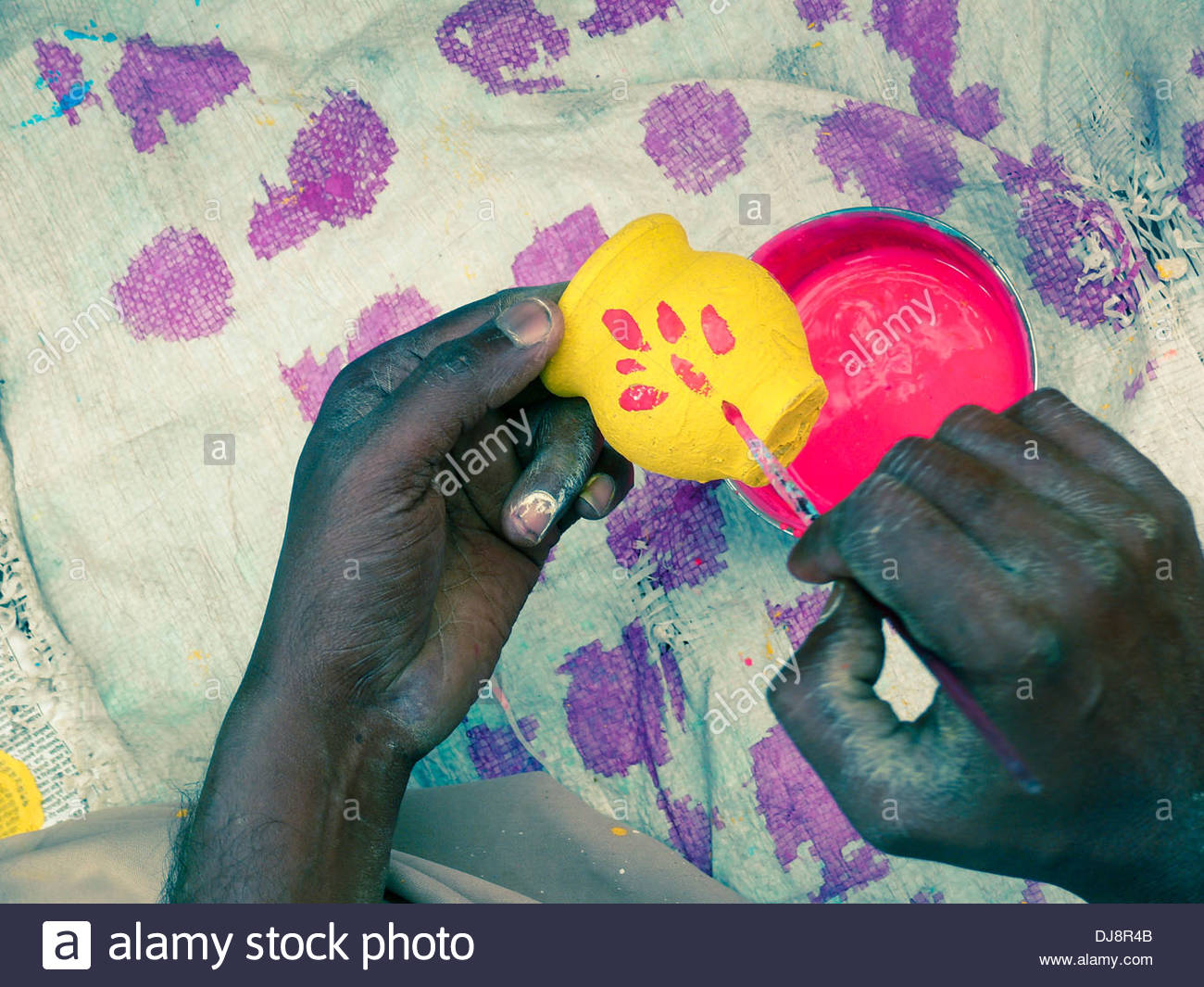 1300x1065 Painter Is Painting Colorful, Little Earthen Vessels, Pitchers - Painting Pitchers