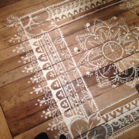 285x285 Top 10 Stencil And Painted Rug Ideas For Wood Floors - Painting Rug