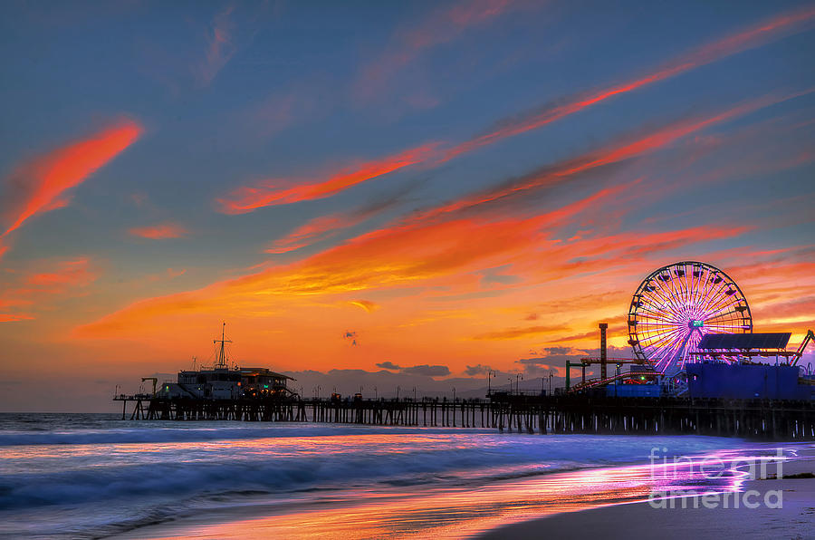 900x596 Santa Monica Pier At Dusk Photograph By Eddie Yerkish - Painting Santa Monica