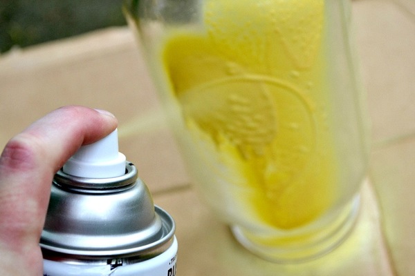 600x400 A Simple Step By Step Diy Guide To Spray Painting Mason Jars - Painting Spray Bottle