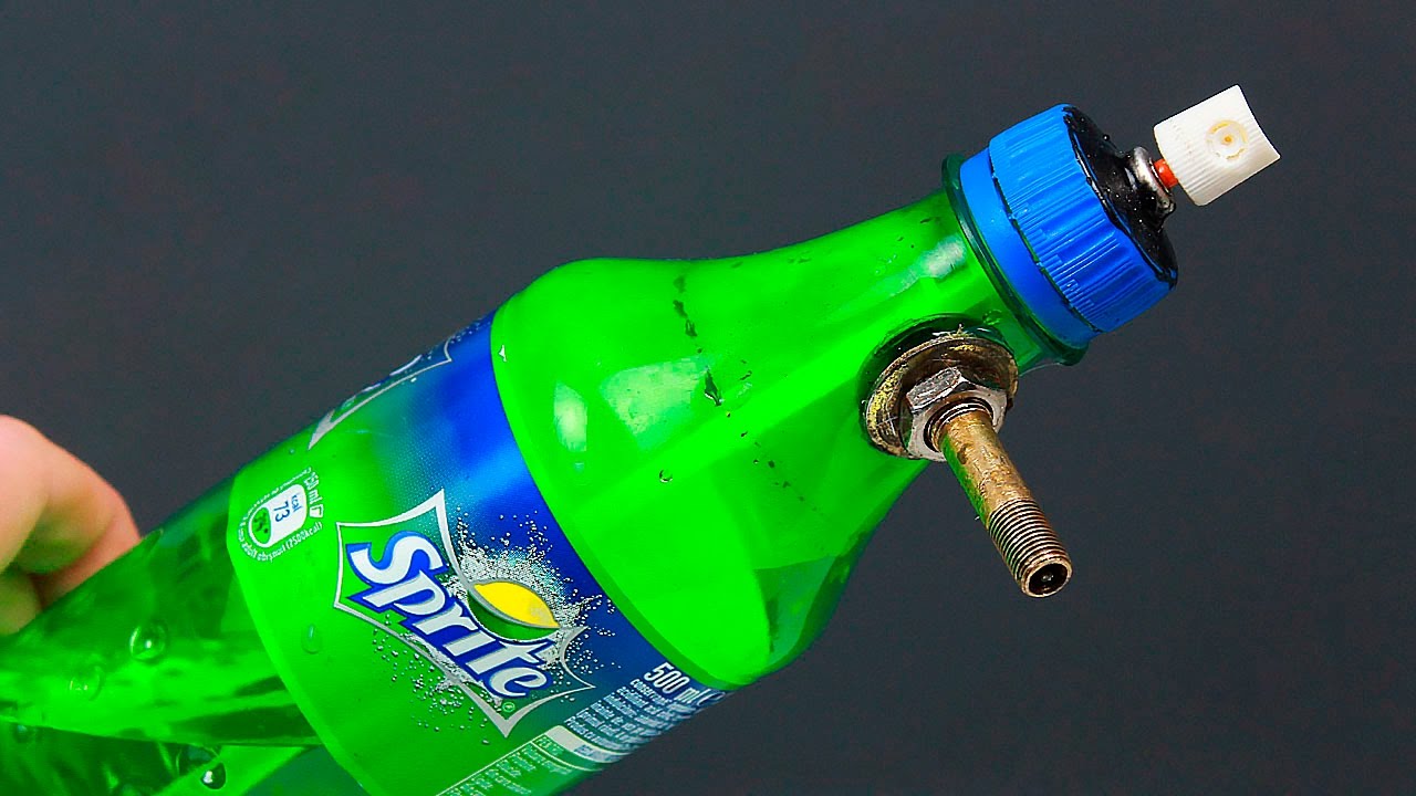 1280x720 An Unusual Idea With A Bottle And A Can Of Spray Paint - Painting Spray Bottle