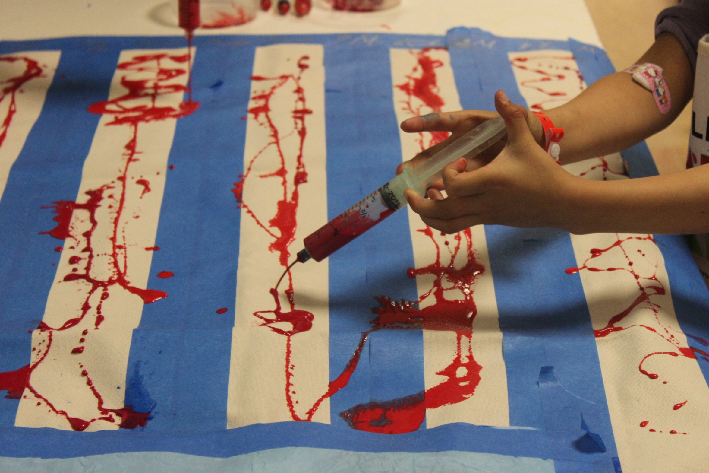 2352x1568 Happy Independence Day!! Tracy's Kids - Painting Syringe