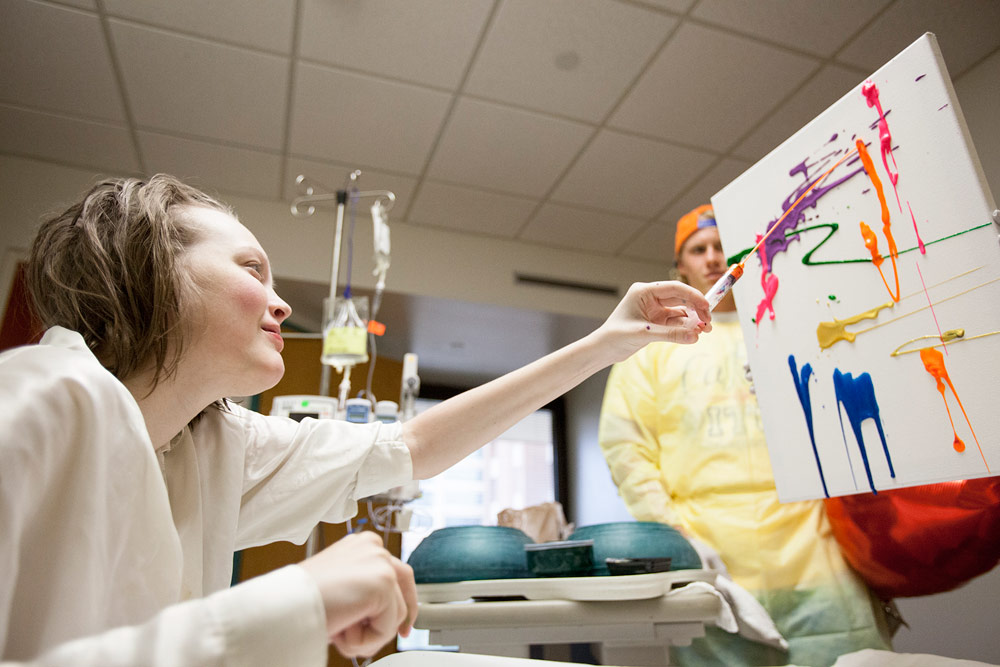 1000x667 Colorful Fun - Painting Syringe