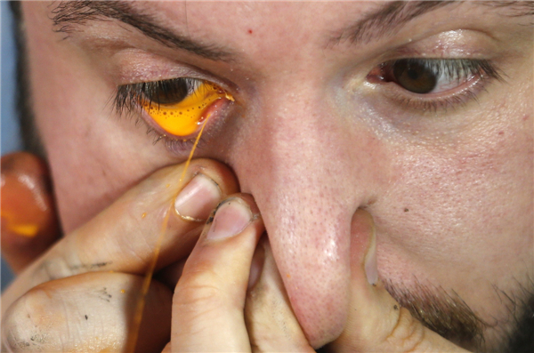 600x397 Painting - Painting Tears