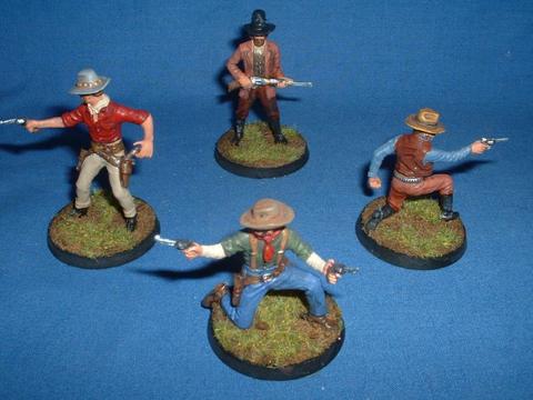 480x360 Painting Plastic Toy Soldiers - Painting Toy Soldiers