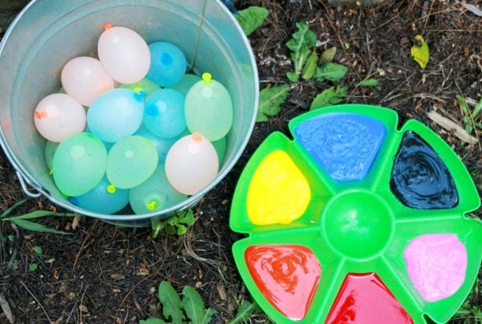 700x471 Water Balloon Painting Outdoor Summer Art Activity Water - Painting Water Balloons