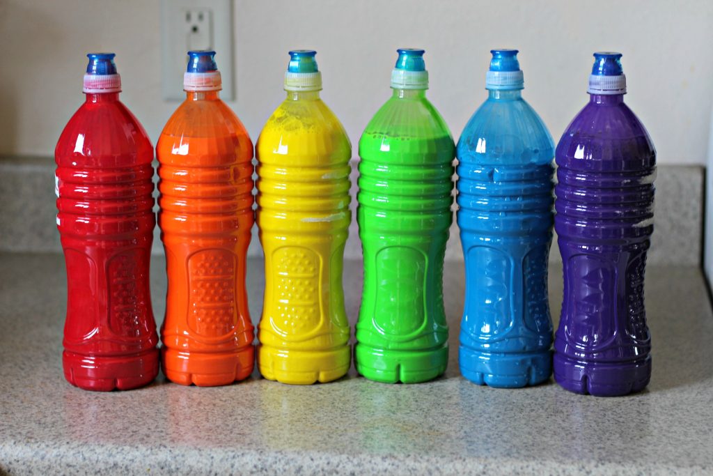 1024x683 Water Balloon Splatter Painting - Painting Water Balloons