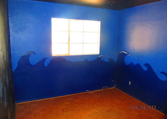640x456 Paint Page 13 Ugly House Photos - Painting Waves On Wall