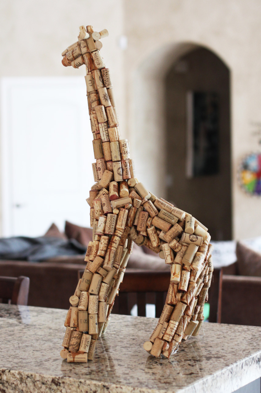 853x1280 Diy Wine Cork Sculpture Art - Painting Wine Corks
