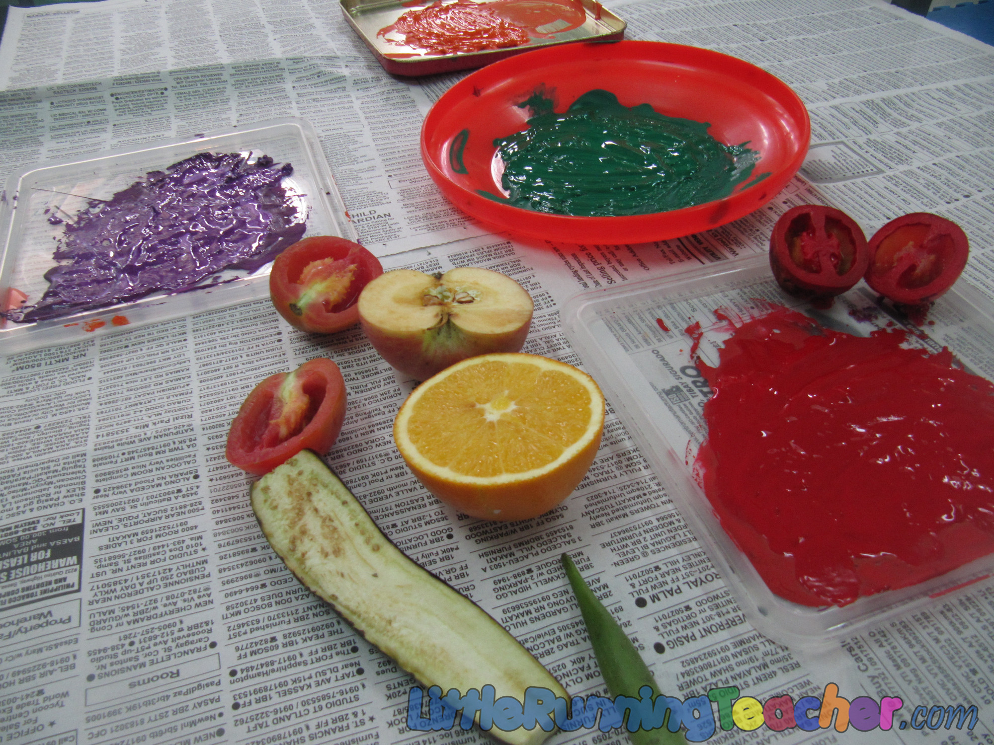 2000x1500 Fruit And Vegetable Stamping Little Running Teacher - Painting With Fruit