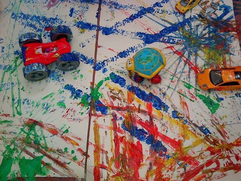 778x584 Art In Education - Painting With Toy Cars