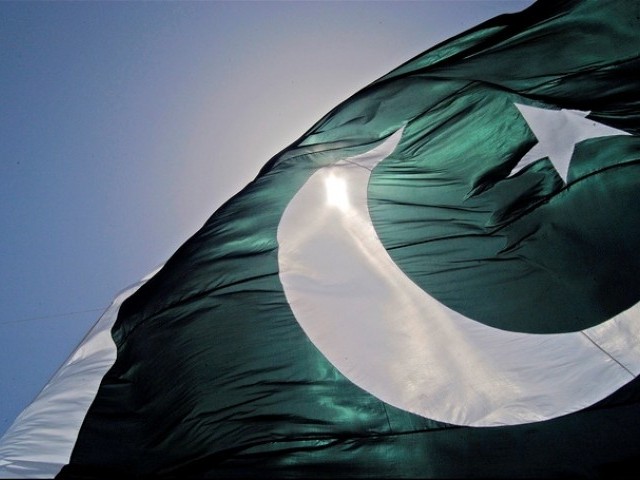 640x480 Largest Painting By Numbers Attempt Today The Express Tribune - Pakistan Flag Painting