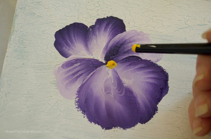 700x463 How To Paint A Pansy, A Free Tutorial - Pansy Flower Painting