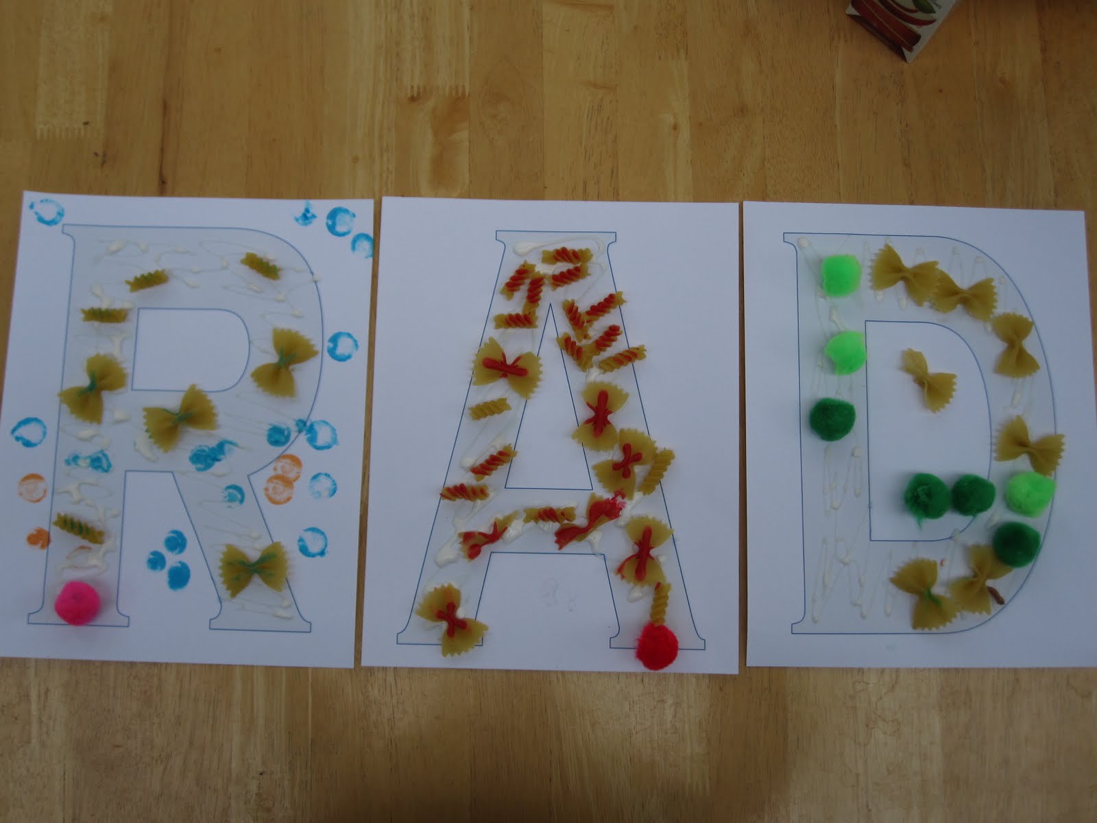 1600x1200 Toddler Approved! Pasta Painting And A Few Other Letter P - Pasta Painting